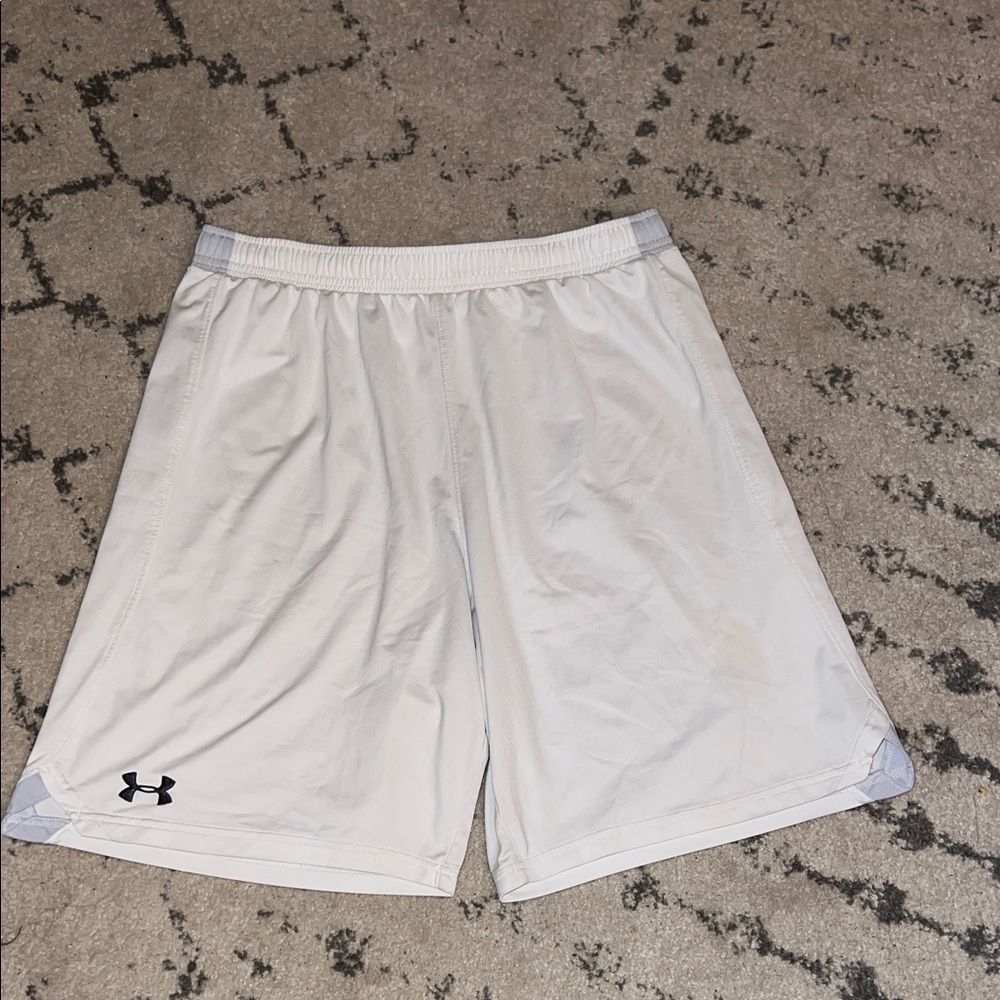 Under Armour Men's Athletic Shorts in Light Gray
